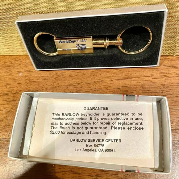 Vintage 1994 FIFA World Cup USA โ94 Gold-Plated Barlow Twist-Lock Key Separator - Picture 3 of 4
